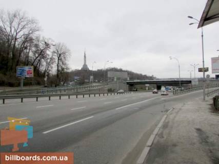 Призма  в Киеве Надднепрянское шоссе (развязка моста Патона , на съезде от пл.ГВОВ) - 77297 фото 1