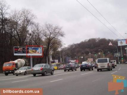 Призма  в Киеве Миколи Міхновського бульвар (Дружби Народів бульвар)-пл. ГВОВ - ( 1 ) - 26715 фото 1