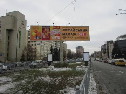 Сiтiлайт B у Києві, 1.2x1.8  Народного Ополчення,1 / Севастопольська площа, розподілювач  (лівий) Фото 1