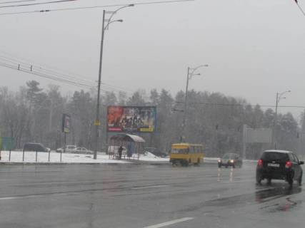 Бэклайт B в Киеве, 8x4  Братиславська, навпроти буд.11 / Крайня фото 1