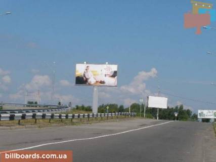 Билборд  в Киеве Бальзака,100 м от просп. Романа Шухевича (Генерала Ватутіна)(разделитель) фото 1