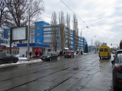 Scrolller, Scroll B in Kyiv, 3.14x2.32  Kirilivs'ka (Frunze), 82 - 27032 Photo 1