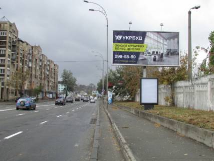 Сiтiлайт A у Києві, 1.2x1.8  Набережно-Лугова, 9 / Оболонському Фото 1