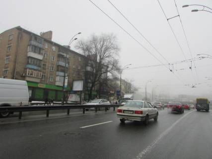 Скроллер B в Киеве, 3.14x2.32  Гетьмана Вадима (Индустриальная), 32 , за 150 метрів до Індустріального мосту, ліворуч - 27414 фото 1