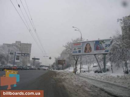 Призма  в Киеве Миколи Міхновського бульвар (Дружби Народів бульвар). за 100м до перекр. с ул. Струтинского - 26391 фото 1