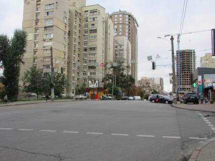 Скроллер B в Киеве, 3.14x2.32  Антоновича вул. (Горького)., 124/128, Володимирський ринок(світлофор) - 26661 фото 1