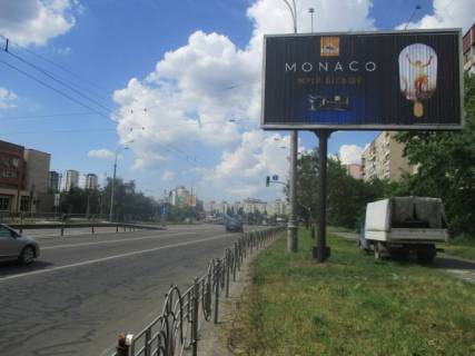 Билборд A в Киеве, 6x3  Воскресенський (Перова б-р) пр-кт, 48 (навпроти пожежного депо) фото 1
