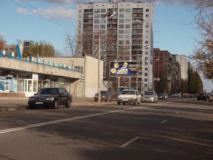 Билборд B в Киеве, 6x3  Андрея Малышко ул., 39 фото 1