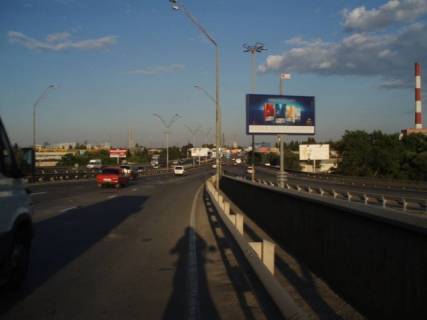 Билборд A в Киеве, 6x3  Южный мост, напротив  д.1 по ул.Промышленной фото 1