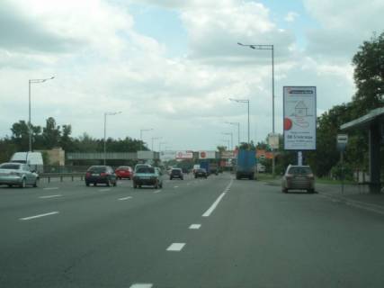 Бэклайт A в Киеве, 4x8  Столичне шосе (зупинка "Корчувате-2"), рух із міста фото 1