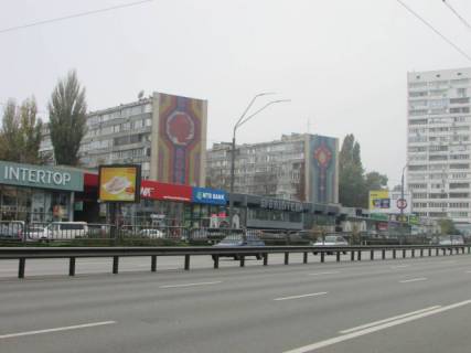 Скроллер B в Киеве, 3.14x2.32  просп. Берестейський (Перемоги), 23 (400 метрів до ст. метро "Політехнічний інститут", рух із центру) - 26493 фото 1