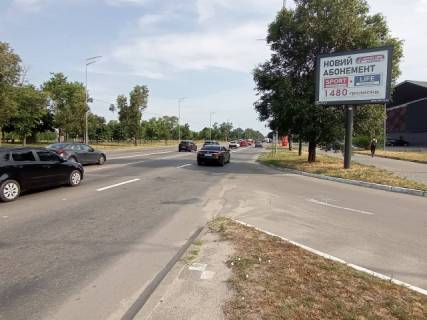 Video Billboard A in Kyiv, 3.14x2.32  Дніпровська набережна / Березняківська, 31 рух до м. Патона (поруч з м.Велмарт/Епіцентр) - 574301 Photo 1