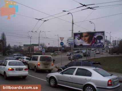 Prismatron, Prism  in Kyiv av. Vozduhoflotskij / Borsagovskaa ( v storonu Sevastopol'sk. pl.) - 26286 Photo 1