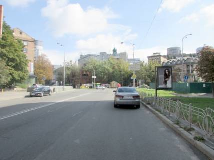 Ситилайт A в Киеве, 1.2x1.8  Мечникова, 10/2 (М"Кловская) фото 1