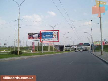 Билборд  в Киеве просп. Володимира Івасюка (Героїв Сталінграда)/просп. Степана Бандери (Московський) фото 1