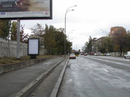 Ситилайт B в Киеве, 1.2x1.8  Набережно-Лугова, 9 / Оболоньска фото 1