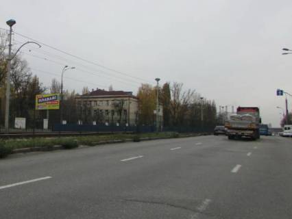Билборд B в Киеве, 6x3  Космонавта Комарова проспект / Героев Севастополя фото 1