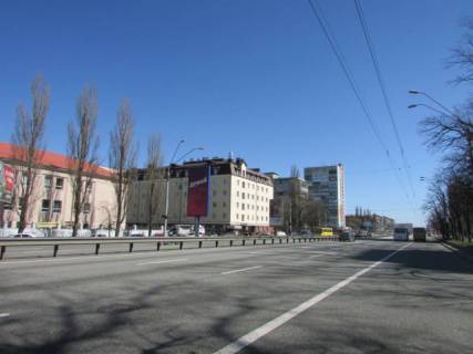 Бэклайт B в Киеве просп. Берестейський (Перемоги), 118  (рух до центру, ліворуч) фото 1