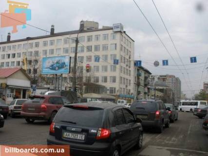 Prismatron, Prism  in Kyiv Vladimirskij rynok (za zaborom) - 26596 Photo 1