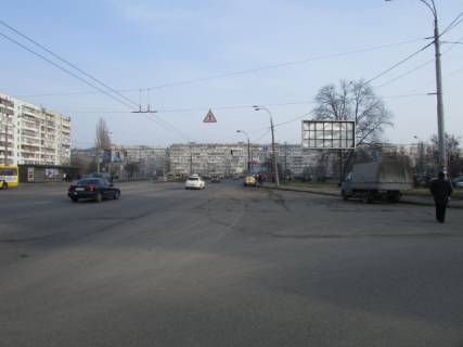 Призма A в Киеве, 6x3  Левка Лук’яненка вул. (Маршала Тимошенка),  2є - 298340 фото 1