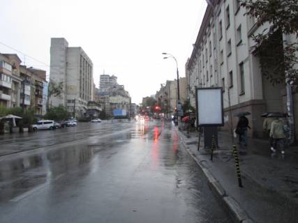 Сiтiлайт A у Києві, 1.2x1.8  Галицька площа (Перемоги), 2 (біля ЦИРКу) заїзд з площі на вул. Бульварно-Кудрявську Фото 1
