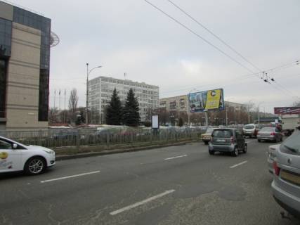 Ситилайт A в Киеве, 1.2x1.8  Святослава Хороброго вул. (Народного ополчення), 3 (зліва на розподілювачі, рух до Севастопольської площі) фото 1