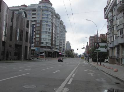 Скроллер A в Киеве, 3.14x2.32  Антоновича (Горького), 140,  за 40 метрів до перехрестя з вул. Тверська (світлофор) - 26640 фото 1