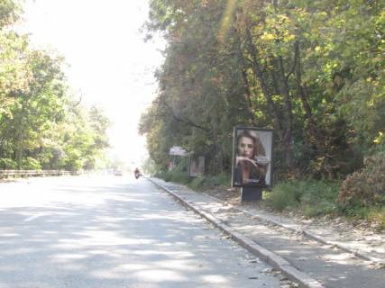 Ситилайт A в Киеве, 1.2x1.8  Дніпровський проїзд, рух на підйом від Набережного шосе фото 1