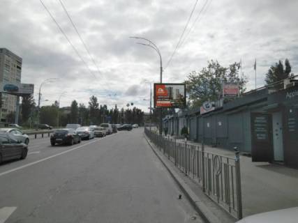 Видеоборд A в Киеве, 3.14x2.32  Чоколівський бул./Ушинського вул., (ЗС "Караваєві дачі", рух до центру міста) - 298326 фото 1