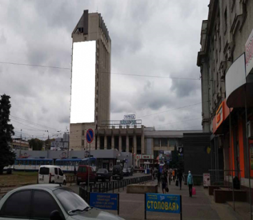 Facade Banners A in Kharkiv pl.Privokzal'naa, 1 ;  fasad gostinicy Ekspress ( storona A) Photo 1