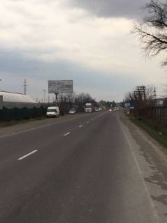 Billboard B in Mukachevo, 3 х 6  st.Matrosova, bila fitomarketu (viizd z mista) Photo 1