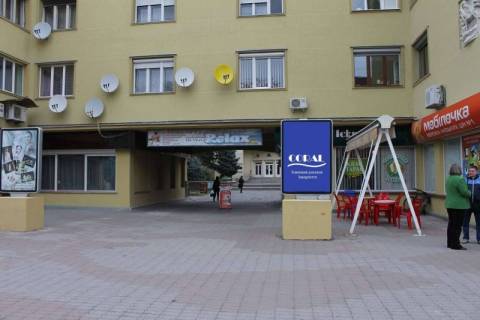 Билборд A в Мукачеве, 3х6  пл.Миру (біля м-ну "1+1") фото 1