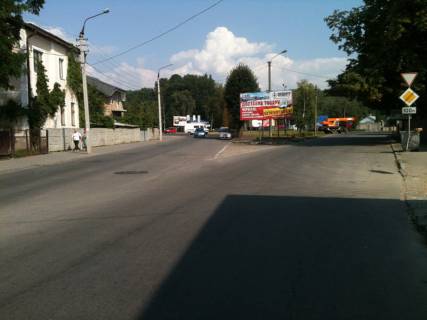 Billboard A in Chernivtsi, 3*6  na transportnij rozvazci vulic' Ckalova ta Mikolaivs'koi Photo 1