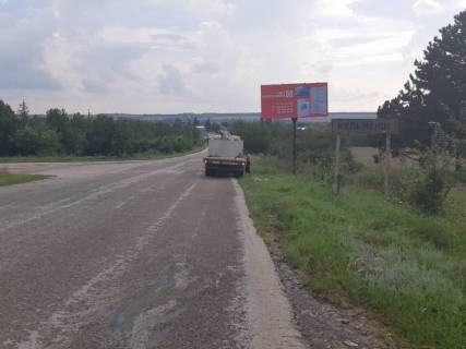 Билборд A в Кельменцах, 3*6  смт. Кельменці (в*їзд зі сторони смт. Сокиряни) фото 1