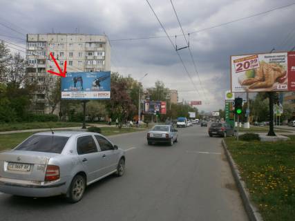 Билборд B в Черновцах, 3*6  вул. Сергія Скальда (Комарова), 10 / пров. Ентузіастів ("WOG") фото 1