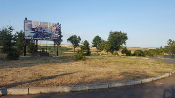 Billboard A in Zastavna, 3*6  viizd z m. Zastavna v storonu s. Tovtri, s. Urkivci (kil'ce) Photo 1