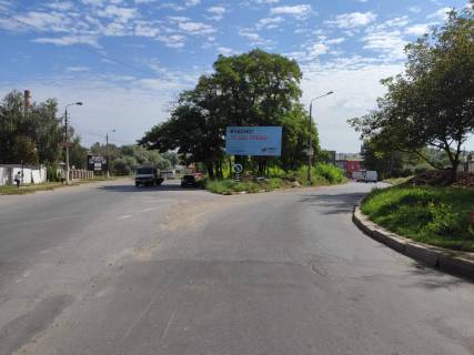 Билборд A в Черновцах, 3*6  вул. Південно-Кільцева (на транспортній розв'язці біля залізничного переїзду зі сторони вул. Головної) фото 1