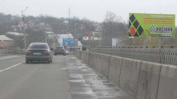 Билборд A в Черкаських трасах, 3.6  Черкаська дамба , після мосту, виїзд фото 1