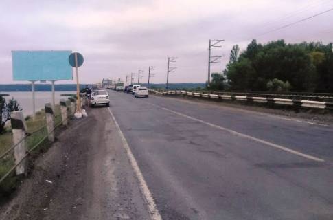 Billboard B in Cherkasy trasi, 3.6  Cerkas'ka damba , pisla mostu, v"izd Photo 1
