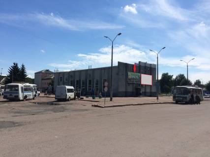Білборд, Бігборд (Борд)  A у Овруч, 3х6  вул. Героїв Майдану, автовокзал, залізничний вокзал, настінна, ліва Фото 1