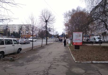 Сiтiлайт A у Звягель (Новоград-Волинський), 1,8х1,2  вул. Шевченко, 37-вул.Пушкіна, в центр, "Золотий вік",ломбард "Благо", "Ощадбанк" Фото 1