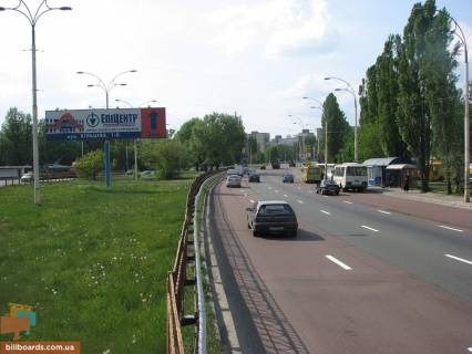 Білборд  у Києві ул. Заболотного, разд.-ль, ост. "ул. Метрологическая", музей "Пирогово", в стор. Одесской пл. (2 км)/ А1 - правая Фото 1