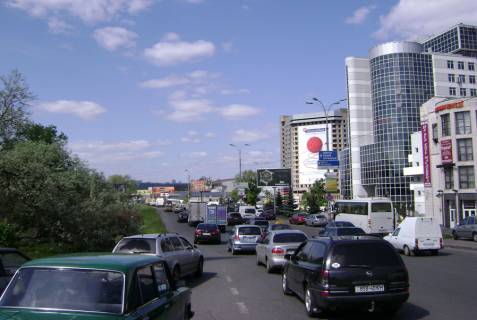 Призма A в Киеве Броварський пр-т, 25, перед світлофором - 29450 фото 1