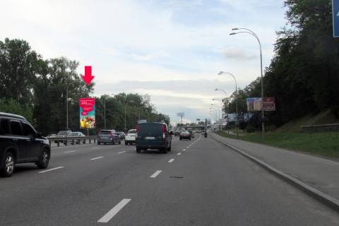 Бэклайт B в Киеве Набережное шоссе (памятник с. Лыбидь) фото 1