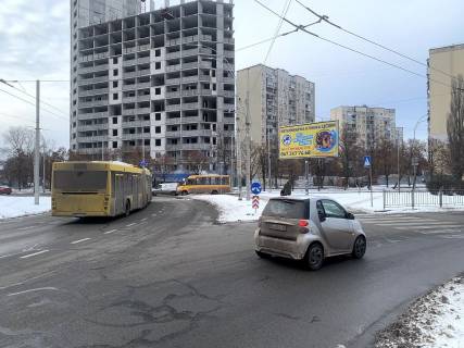 Призма A в Киеве, 3х6  просп. Правди / вул. Г.Гонгадзе по просп. Європейського Союзу (Правди) - 394315 фото 1