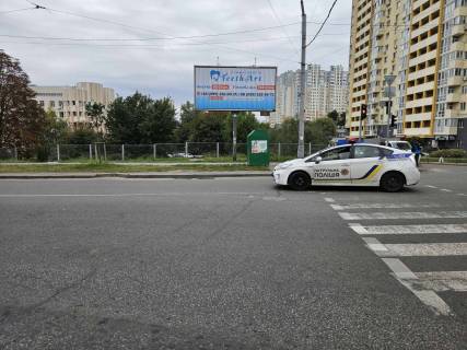 Призма A в Киеве, 3х6  вул. Мостицька / Франциска Скорини вул. (Брестська) - 394320 фото 1