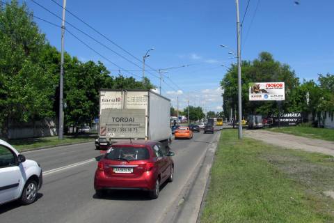 Видеоборд A в Киеве, 6х3  Кільцева дорога / Жмеринська вулиця (напроти Шпалерного ринку) в сторону Проспекту Перемоги - 619692 фото 1