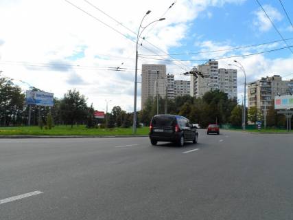 Білборд, Бігборд (Борд)  B у Києві Правды пр-т/Порика ул (клумба) Фото 1