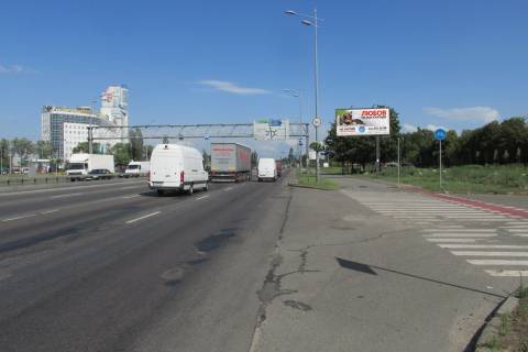 Призма A в Киеве, 6х3  просп. Миколи Бажана, 196 / Харківська площа - 368893 фото 1