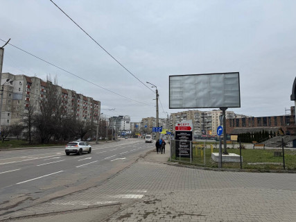 Билборд A в Ивано-Франковске вул. Івасюка 7, №1 (в сторону Veles mall) ст.А фото 1